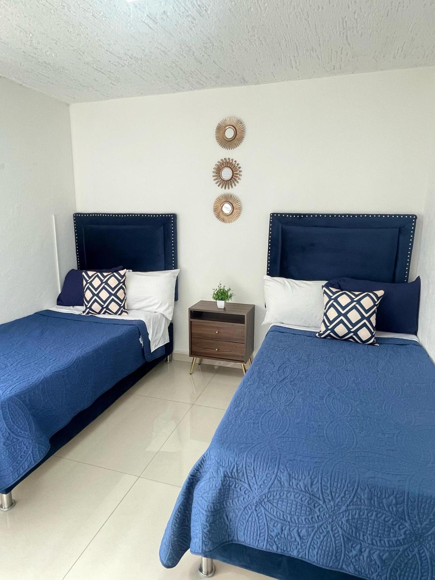 Suite Jacarandas 103 Guadalajara Buitenkant foto